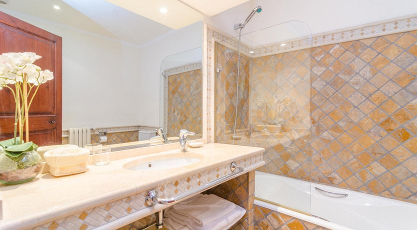 Photo of Palatial Dream