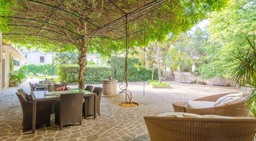 Photo of Palatial Dream