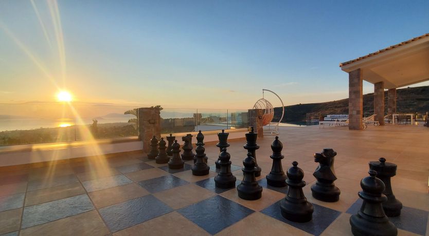 Photo of Far And Wide