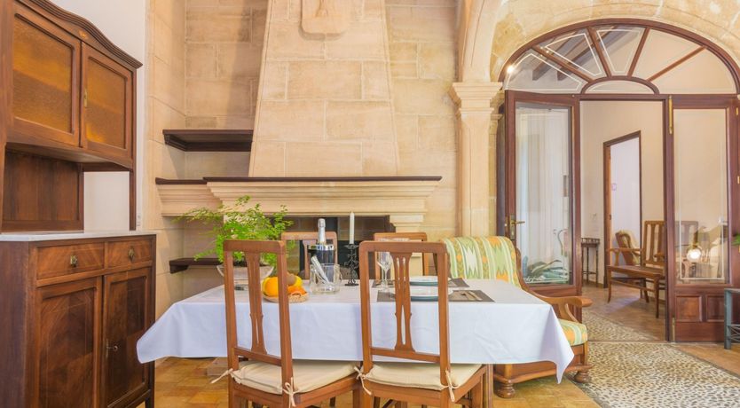 Photo of Light & Lemons