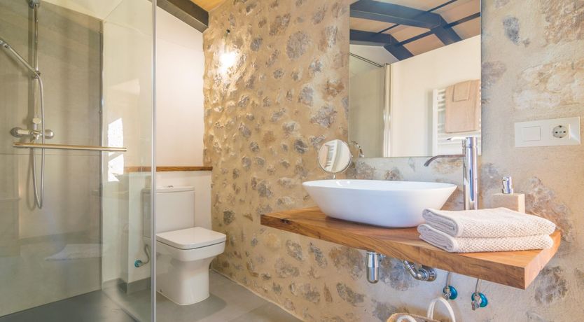 Photo of Alcoves & Archways