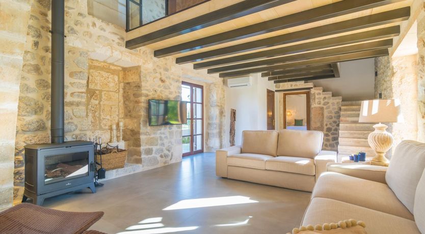 Photo of Alcoves & Archways