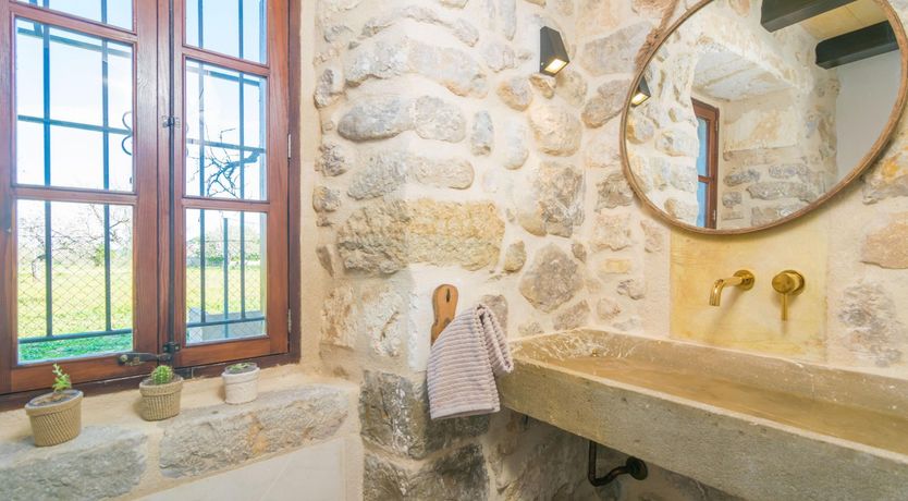 Photo of Alcoves & Archways