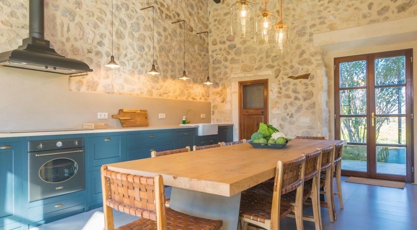 Photo of Alcoves & Archways