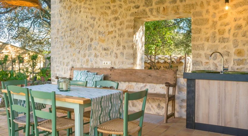 Photo of Alcoves & Archways