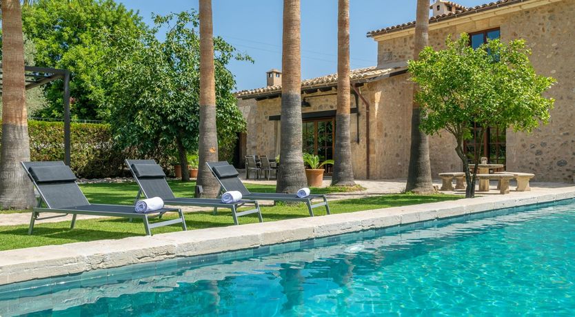 Photo of Alcoves & Archways