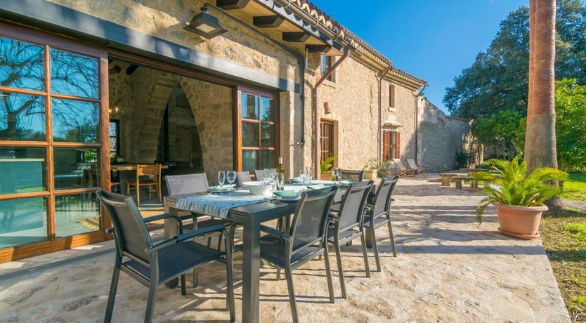 Photo of Alcoves & Archways