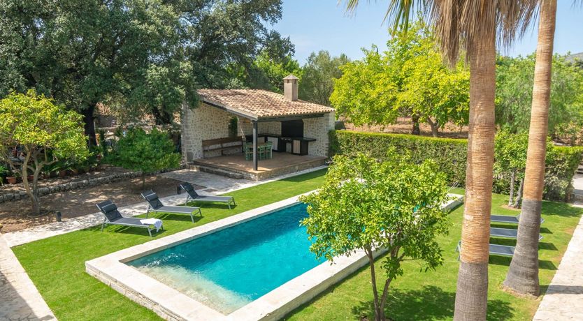 Photo of Alcoves & Archways