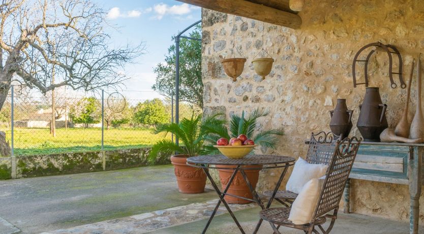 Photo of Alcoves & Archways