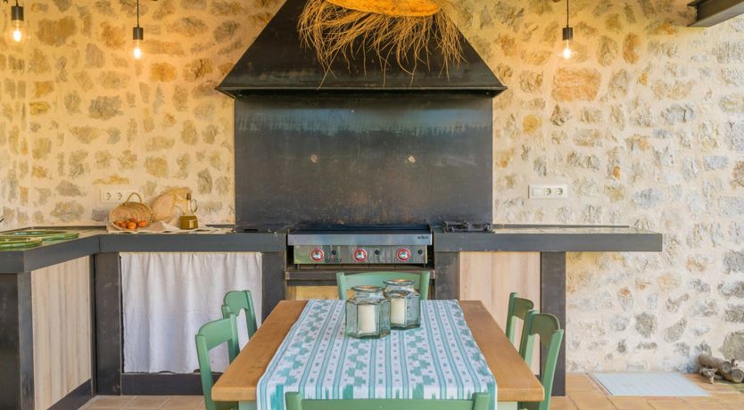 Photo of Alcoves & Archways