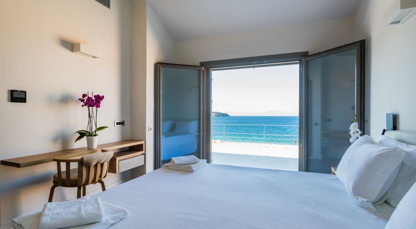 Photo of Escape to the Cove