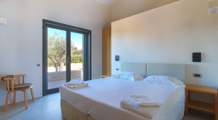 Photo of Escape to the Cove