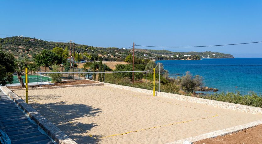 Photo of Escape to the Cove