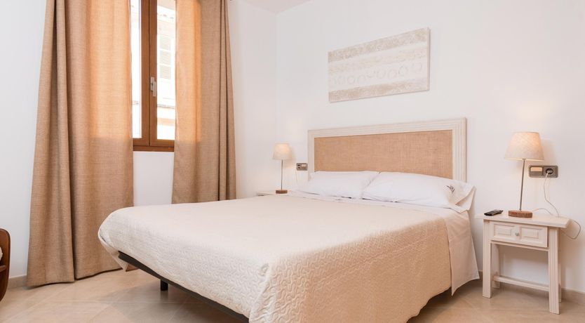 Photo of Fig & Honey