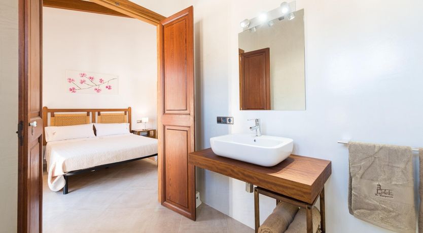 Photo of Fig & Honey