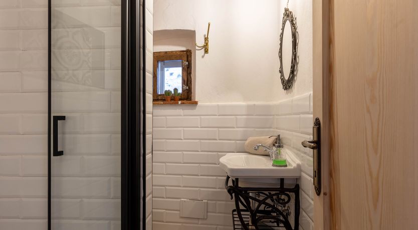 Photo of Cracked Black Pepper