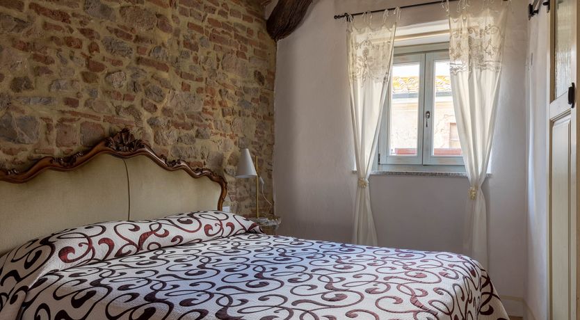 Photo of Cracked Black Pepper