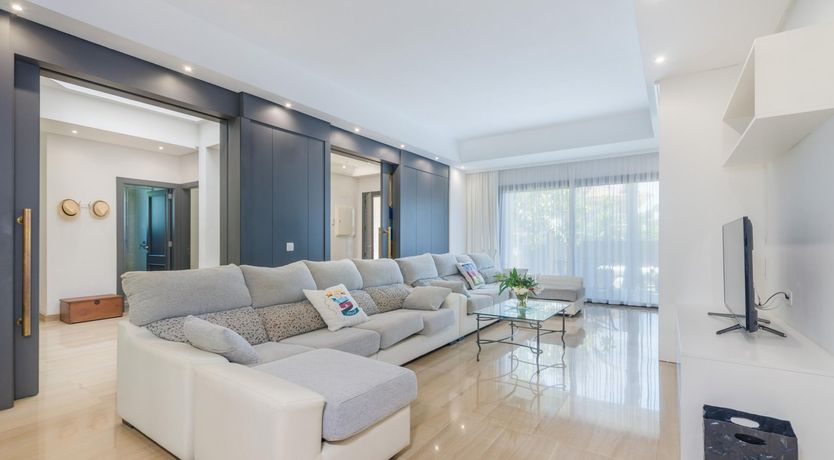 Photo of Gaze Into Cyan