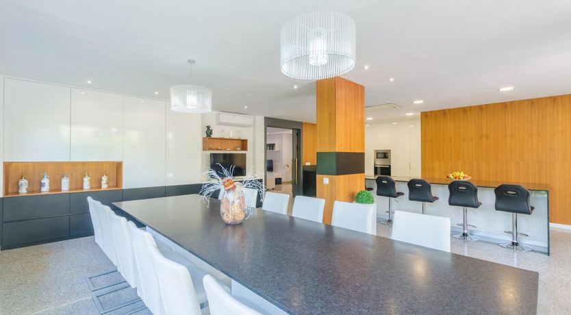 Photo of Gaze Into Cyan