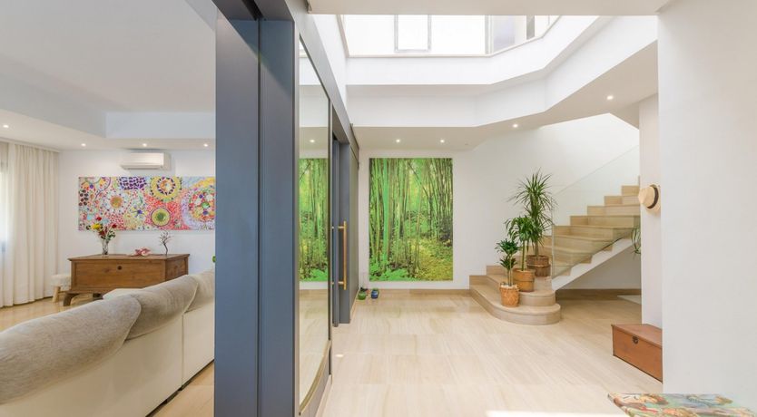 Photo of Gaze Into Cyan