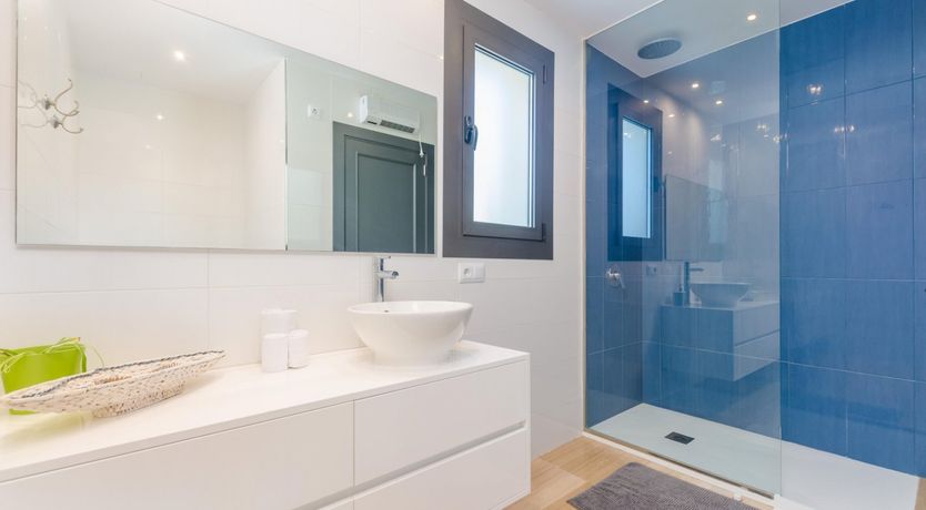 Photo of Gaze Into Cyan