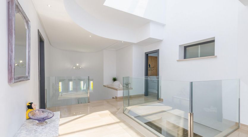 Photo of Gaze Into Cyan