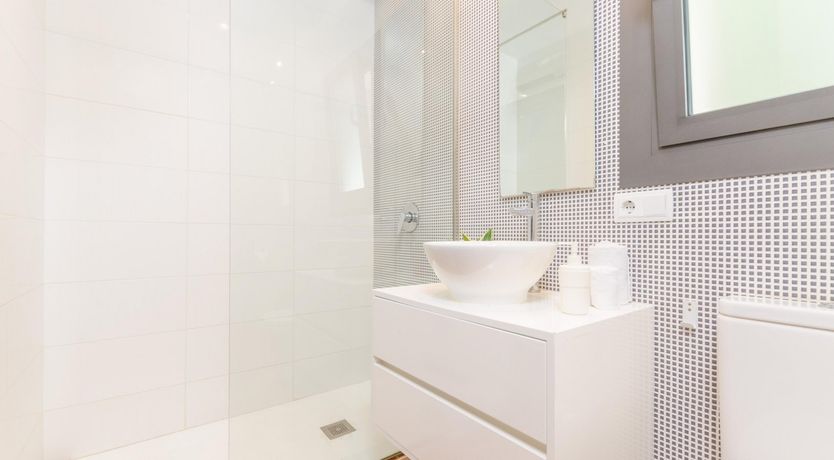 Photo of Gaze Into Cyan