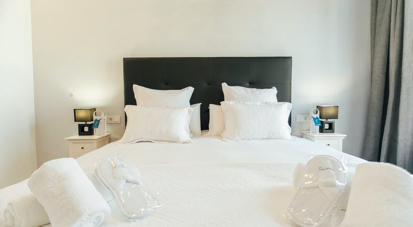 Photo of Red Ruffles