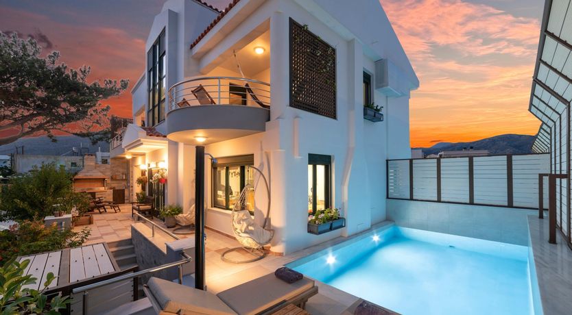 Photo of Arokaria Adagio