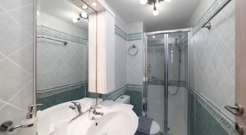 Photo of Arokaria Adagio