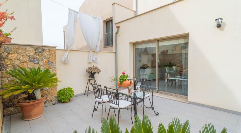 Photo of Sunbeams On Stone