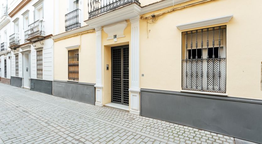 Photo of Russet & Filigree