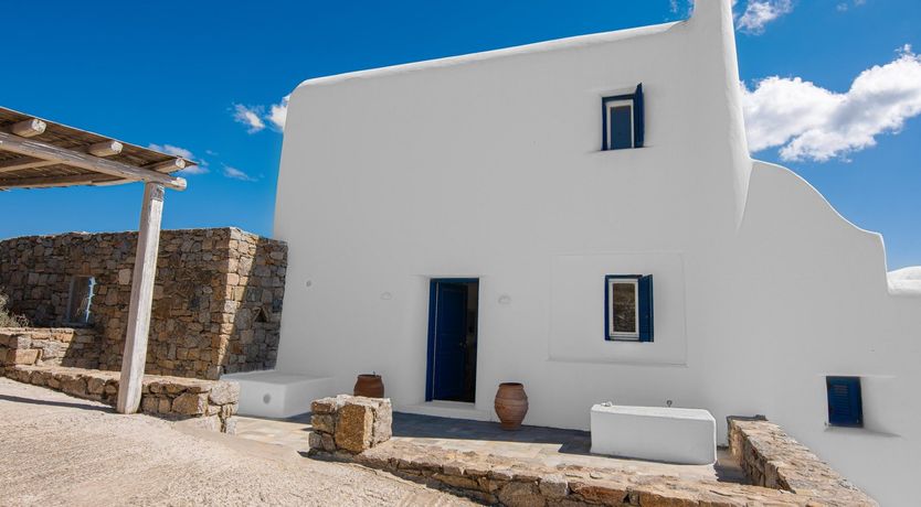 Photo of Walls Of Sunshine