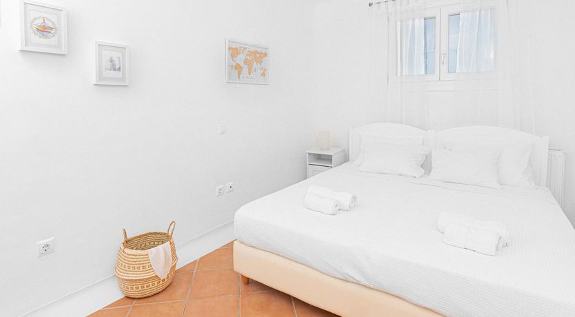 Photo of Walls Of Sunshine