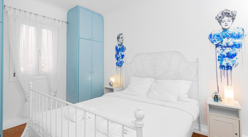 Photo of Walls Of Sunshine