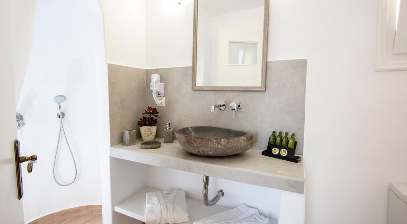 Photo of Seawardly Skies