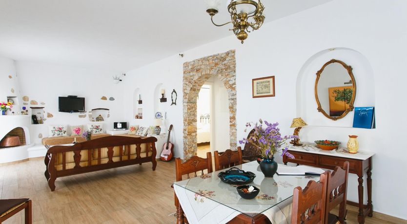 Photo of Seawardly Skies