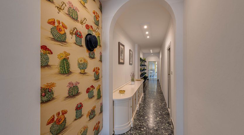 Photo of A Window On Florence