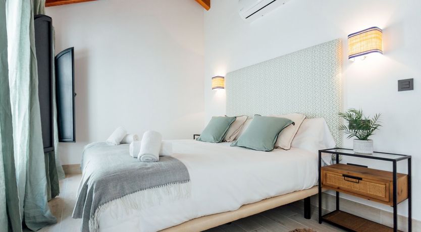 Photo of From Here to Salvador