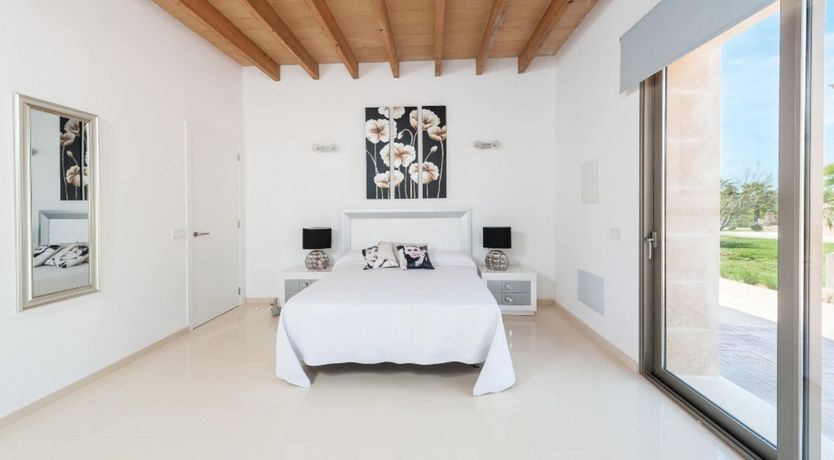 Photo of Land Of Green