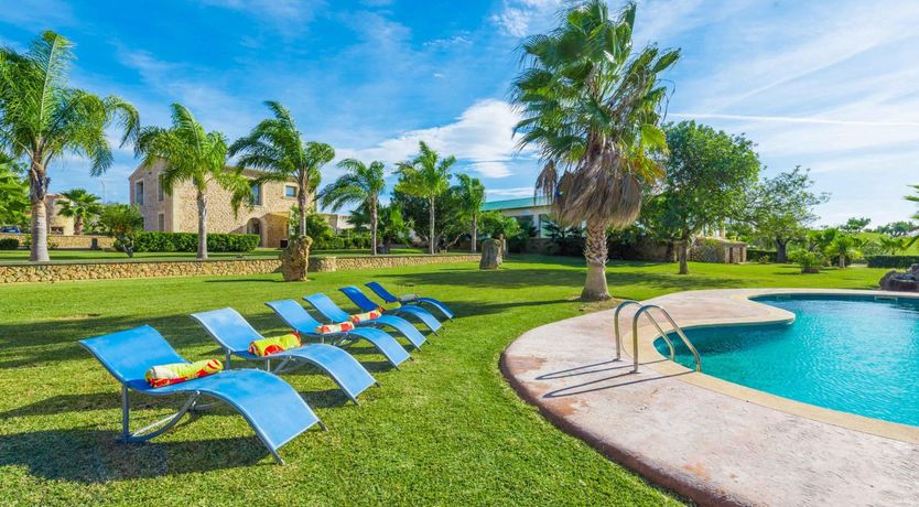 Photo of Land Of Green