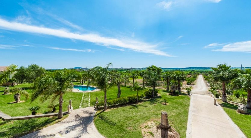 Photo of Land Of Green