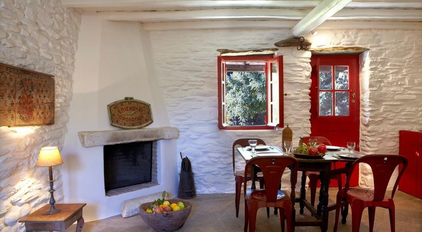 Photo of Harmony Scarlet