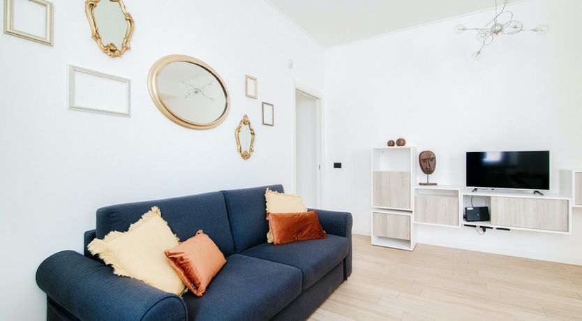 Photo of Lakeside Promenade