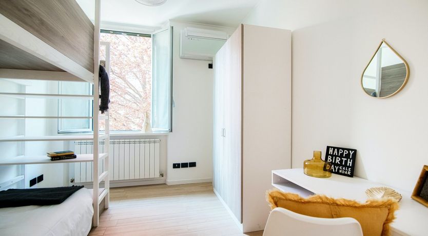 Photo of Lakeside Promenade