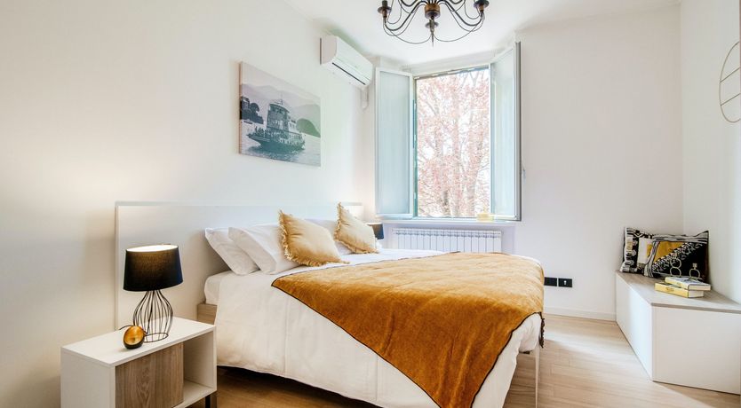 Photo of Lakeside Promenade