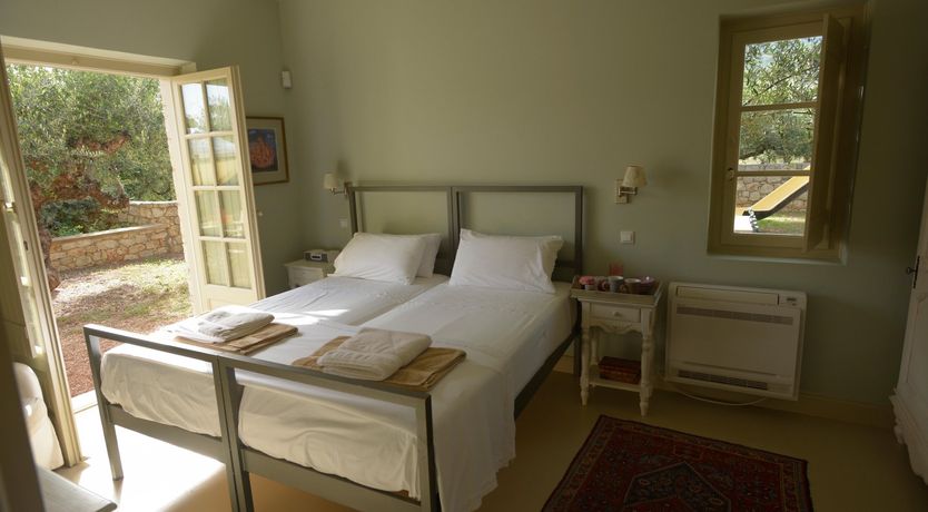 Photo of Identical Twins