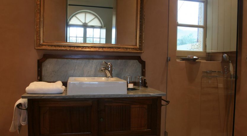 Photo of Identical Twins