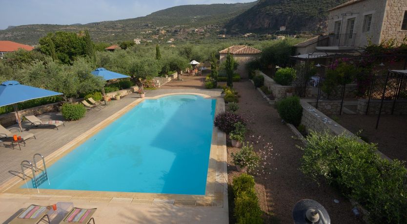 Photo of Identical Twins