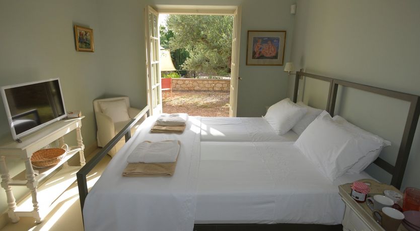 Photo of Identical Twins